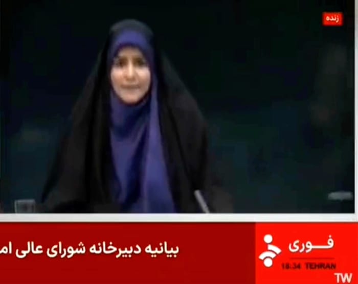 Israëlische staking op Iraanse staat tv vult studio met stof en puin tijdens live uitzending