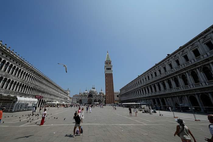 Jeff Bezos en Lauren Sanchez om het ambachtelijke erfgoed van Venetië onder de aandacht te brengen tijdens de komende bruiloft