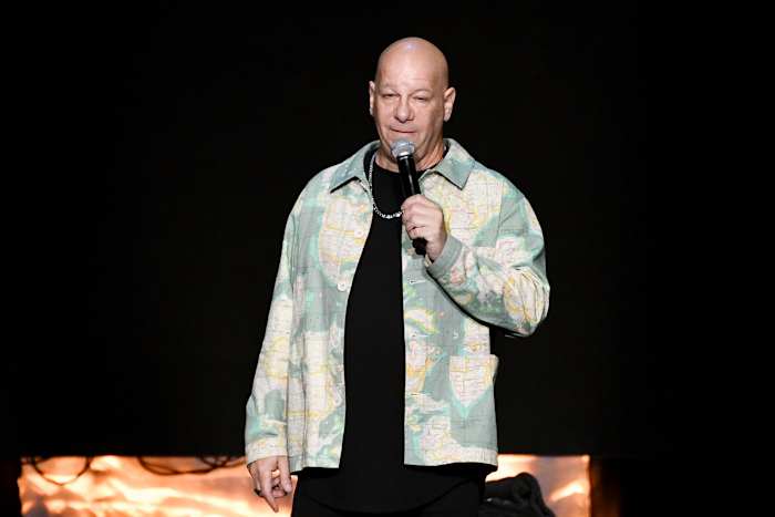 Jeff Ross om zijn Broadway-debuut deze zomer te maken in eenmansshow die verre van een gebraden is