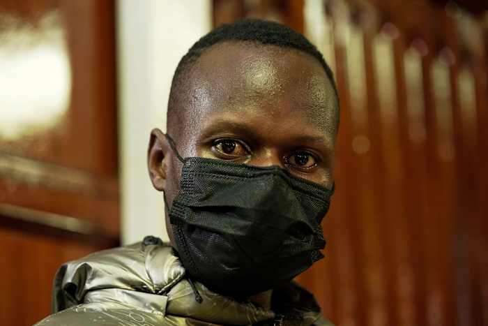 Keniaanse politieagenten gingen voor het neerschieten van een burger tijdens protesten