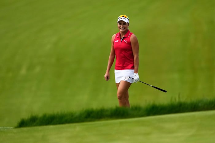 Lexi Thompson deelt Meijer LPGA Classic Lead in Bid op haar eerste overwinning in 6 jaar