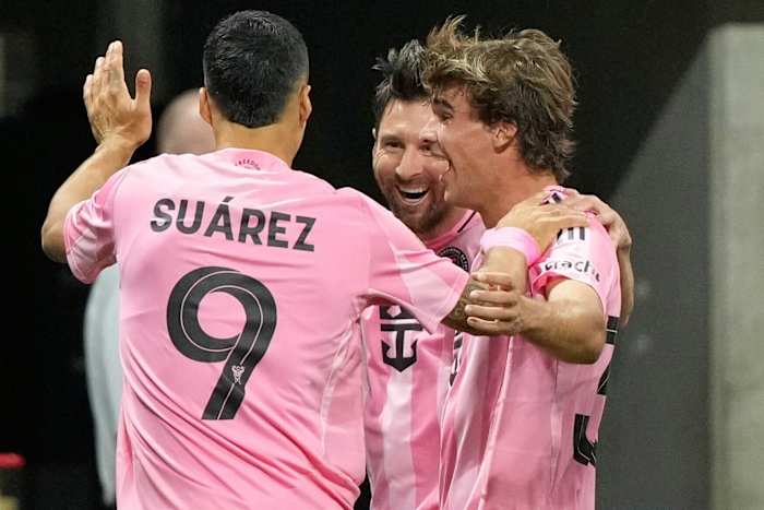 Lionel Messi scoort op vrije trap om Inter Miami 2-1 overwinning op Porto te geven in Club World Cup