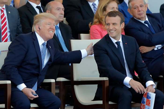 Macron bezoekt Groenland om Europese steun te tonen voor het strategische arctische eiland begeerd door Trump