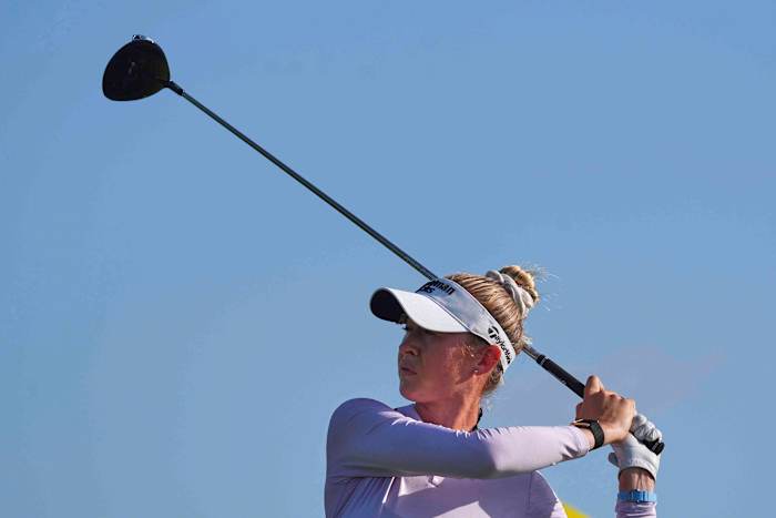 Nelly Korda van de best gerangschikte Nelly Korda zelfs om de PGA van vrouwen te starten na reaggraverende nekblessure