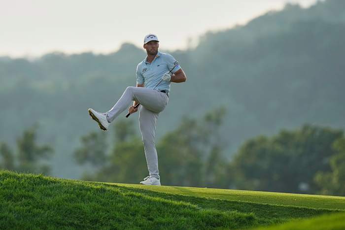 Sam Burns blijft stabiel op Soggy Oakmont om ons open te leiden