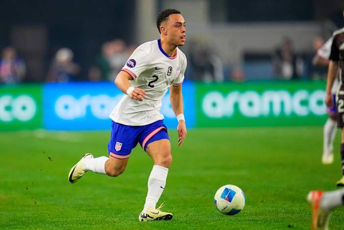 Sergiño Dest om CONCACAF GOUD CUP te missen, waardoor we verder worden verzwakt in het laatste toernooi vóór Wereldbeker