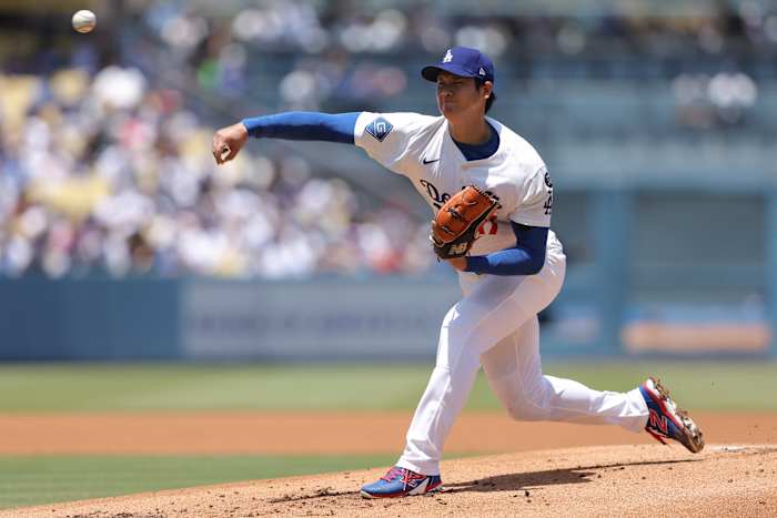 Shohei Ohtani gooit scherpe eerste inning voor Dodgers voordat je in 5 runs op de plaat rijdt