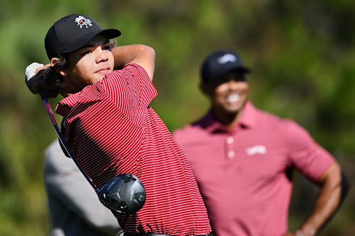 Tiger's zoon, Charlie Woods, wint team TaylorMade Invitational in Claiming 1st AJGA -evenement