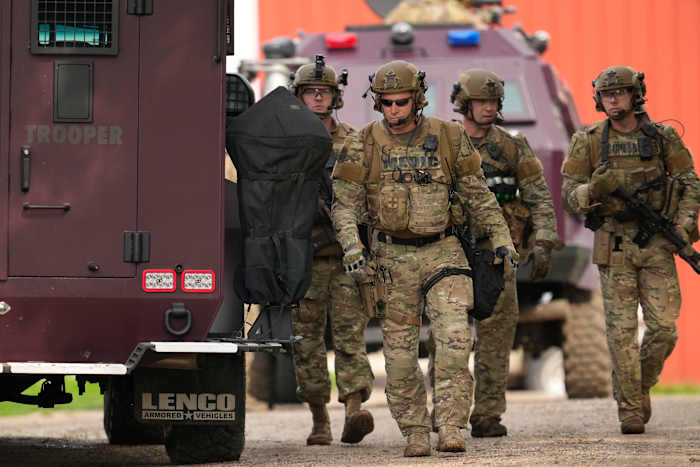 Wat te weten over de schietpartijen van 2 wetgevers in Minnesota en de arrestatie van Vance Boelter