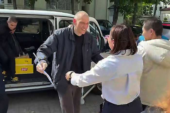 Wit -Rusland bevrijdt dissident Siarhei Tsikhanouski en 13 anderen na een zeldzaam bezoek van de top van de top van de top