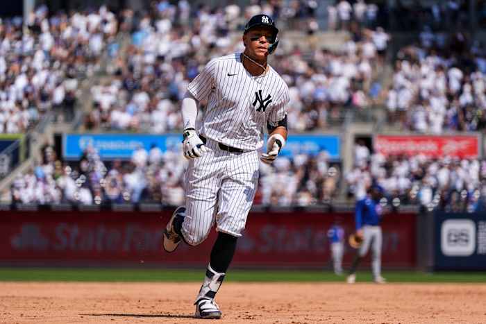 Aaron Judge wordt het snelst tot 350 homers en doet dit in 1.088 wedstrijden, waardoor Mark McGwire's 1.280 werd verbeterd