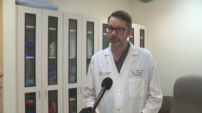 Als u gewond bent geraakt tijdens de overstromingen van het Hill Country, kijk dan uit voor deze symptomen