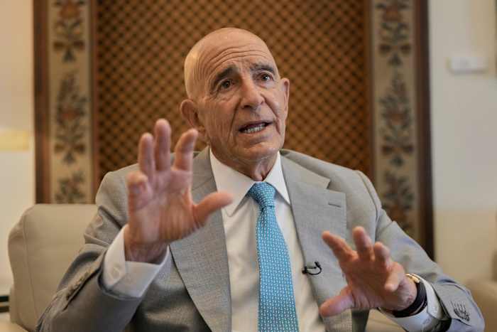 Amerikaanse gezant verdubbelt de steun voor de regering van Syrië en bekritiseert de interventie van Israël