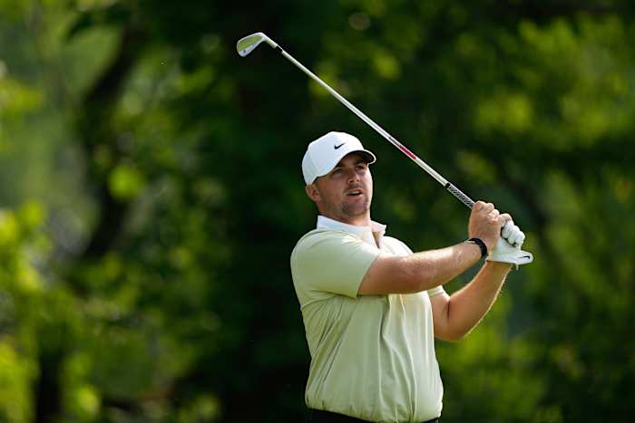 Chris Gotterup boundt zijn weg naar een 61 en leidt de Schotse open