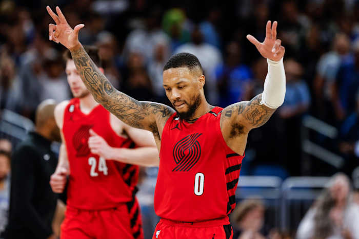 Damian Lillard keert terug naar het Trail Blazers voor een 3-jarige deal met een waarde van $ 42 miljoen, zegt AP Source