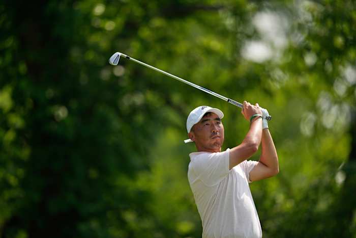 Doug Ghim zet tempo op John Deere Classic met een 62 en een 1-shot voorsprong