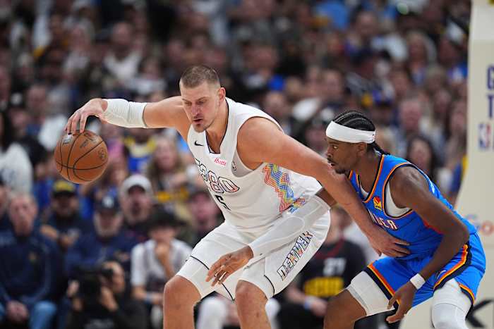 Drievoudig MVP Nikola Jokic zal deze zomer de ondertekeningverlenging met Nuggets uitstellen, zegt AP Source, zegt AP Source