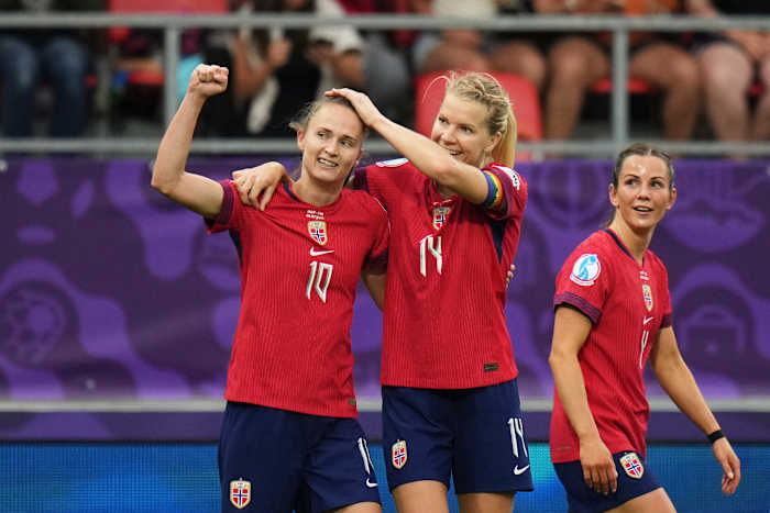 Euro 2025: Noorwegen overwint Finland met het late doel van Graham Hansen om groep A te winnen