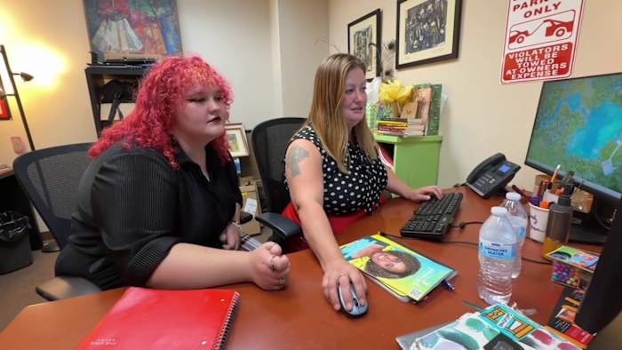 Gemini Ink -programma geeft Bexar County Teens een creatieve uitlaatklep te midden van zomeruitdagingen
