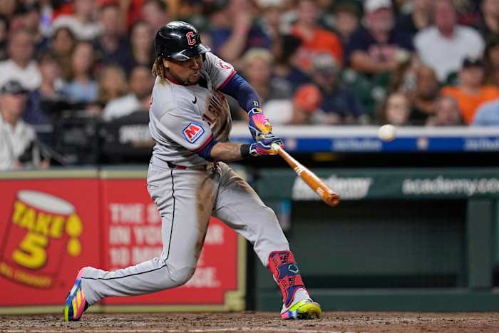 Guardians snappen 10-game verliezende reeks met 7-5 overwinning op Astros