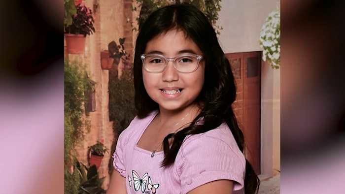 'Handschoenen voor Tess' eert Uvalde schietend slachtoffer met donatie aan jonge atleten