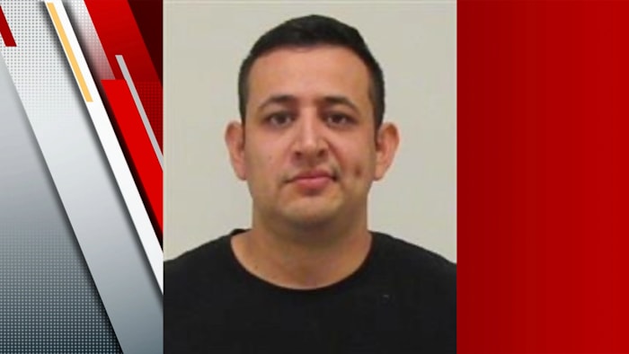 Het kantoor van Bexar County Sheriff identificeert plaatsvervanger die 7 keer wapens heeft ontslagen bij de vluchtende verdachte