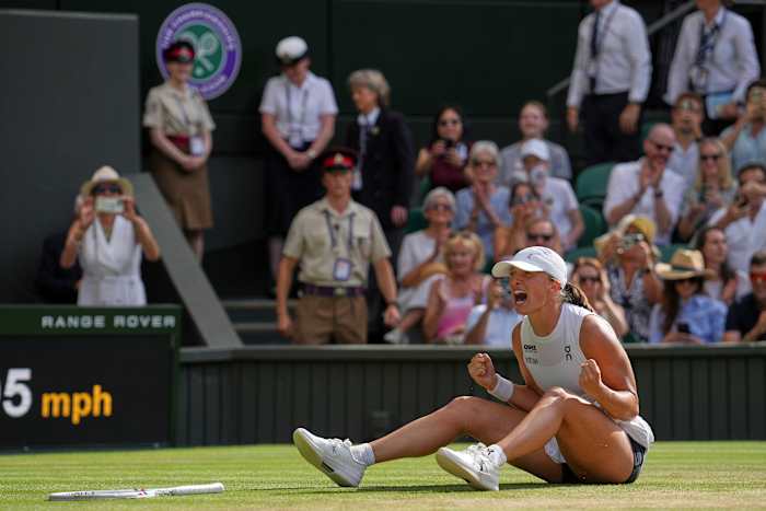 Iga Swiatek's 6-0, 6-0 overwinning op Amanda Anisimova levert haar haar eerste Wimbledon-titel, 6e major