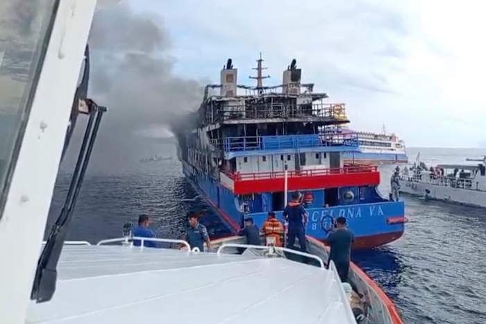 Indonesische passagiersveerboot in brand op zee, waarbij minstens 5 wordt gedood