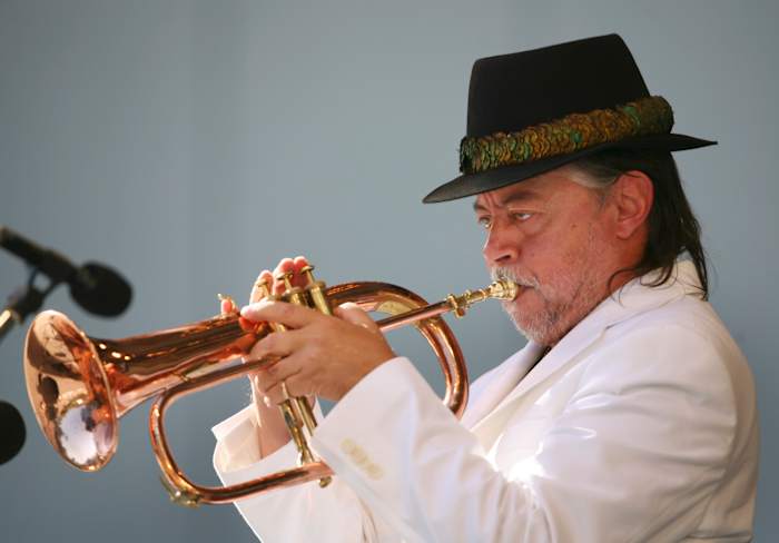 Jazz -legende Chuck Mangione, bekend om 'Feels So Good', sterft op 84