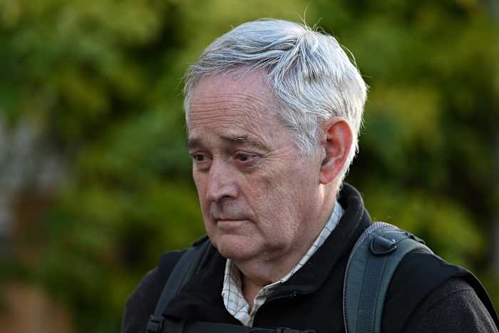 Jury beraadslaagt voor de 2e dag in het drievoudige moordproces van Australische beschuldigde van paddenstoelvergiftiging