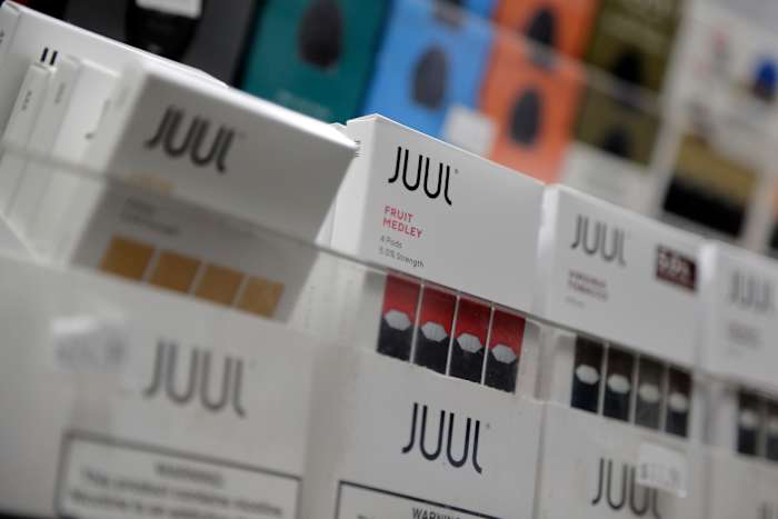Juul kan zijn tabak en menthol e-sigaretten blijven verkopen, zegt FDA