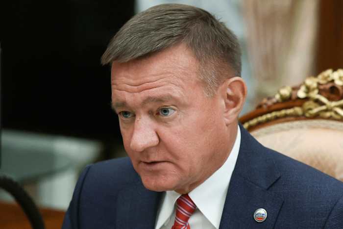 Kremlin noemt de dood 'tragisch' van de minister van Transport, maar geeft geen aanwijzingen over zijn schijnbare zelfmoord