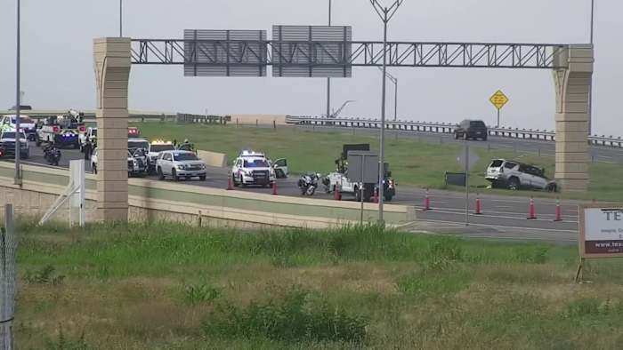 ME's kantoor identificeert de bestuurder die is gedood bij ongeval, voertuigbrand in West Bexar County