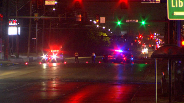 Man in kritieke toestand na westkant hit-and-run, zegt SAPD