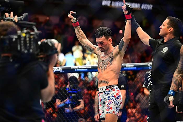 Max Holloway behoudt UFC BMF -titel, bederft het pensioengevecht van Dustin Poirier