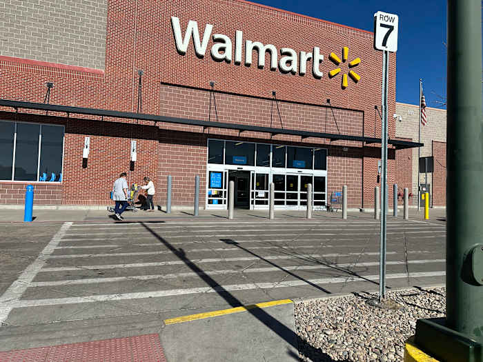 Meer dan 800.000 waterflessen verkocht in Walmart herinnerd zich
