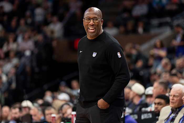 Mike Brown is enthousiast over het potentieel en de druk van Knicks -coach