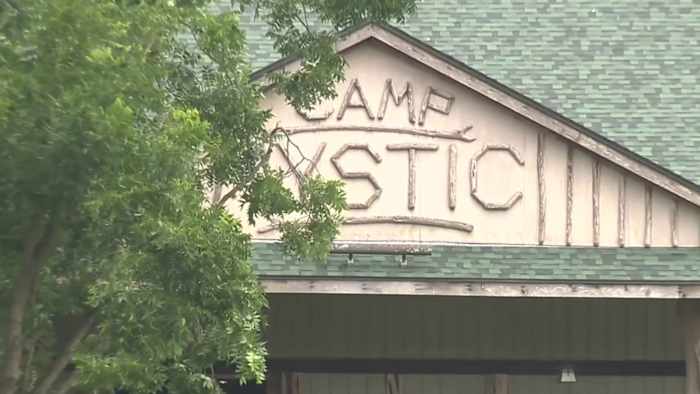 Moeder deelt oprechte brieven van dochter voor Hill Country Floods in Camp Mystic