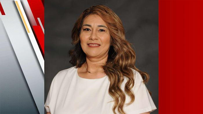 Pearsall ISD Board Secretary Nieuwste te betalen in door de staat geleide stemmingsonderzoek