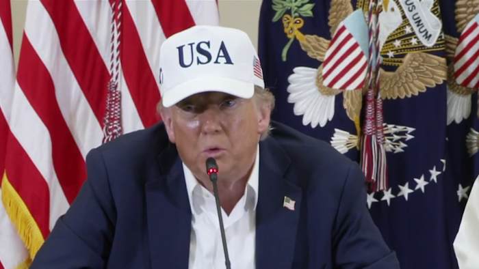 President Donald Trump, het bezoek van First Lady Melania Trump aan San Antonio, Hill Country na dodelijke overstromingen