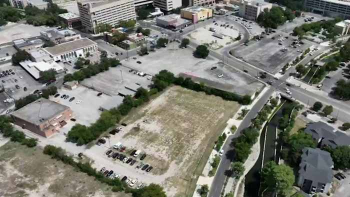 San Antonio ISD keurt de verkoop goed voor het laatste stuk land in het voorgestelde stadsballpark
