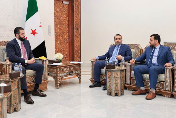 Syrië die eerste parlementsverkiezingen heeft sinds de val van Assad in september