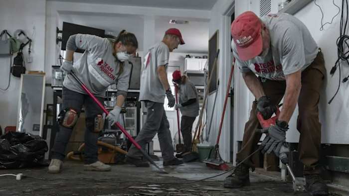 Team Rubicon reageert snel op Hill Country Flood, vraagt om meer vrijwilligers