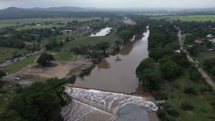 Vigil, donatie drive voor slachtoffers van overstromingen van Hill Country om te worden gehouden in het centrum van San Antonio