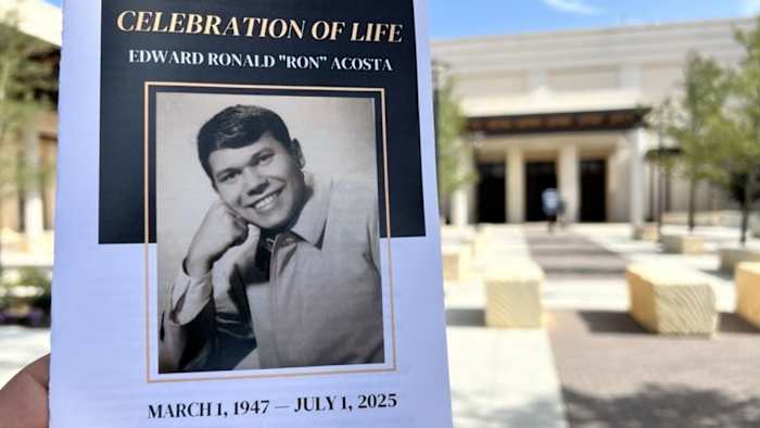 Vrienden, Family Geboid om oprichter van de in San Antonio gevestigde restaurantketen Las Palapas te herinneren