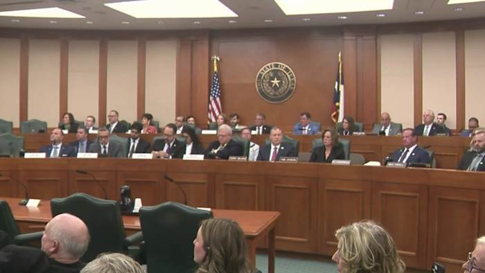 Wetgevers grill Upper Guadalupe River Authority, noemen gebrek aan paraatheid 'verontrustend'