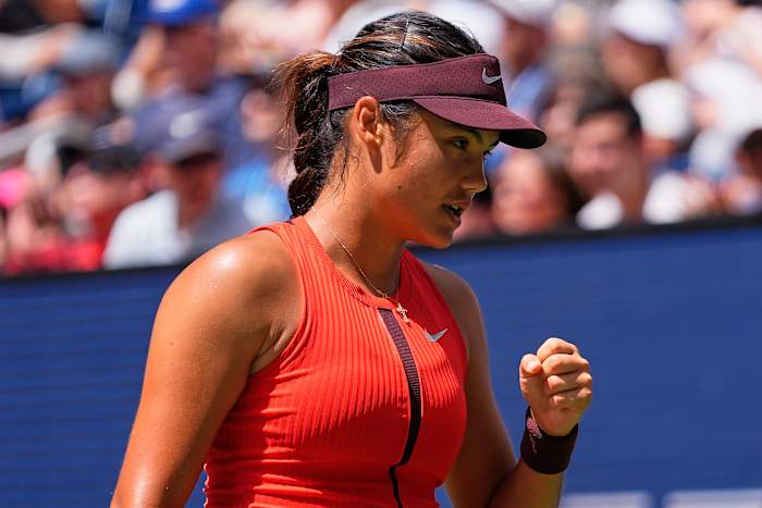 2021 US Open kampioen Emma Raducanu wint voor de eerste keer sinds haar titel een wedstrijd in New York