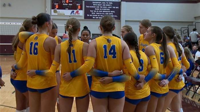 Alamo Heights Volleybal bouwt familiecultuur onder Holmes voor het seizoen 2025