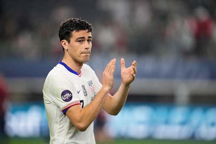 Amerikaanse middenvelder Gio Reyna verlaat Borussia Dortmund voor Gladbach