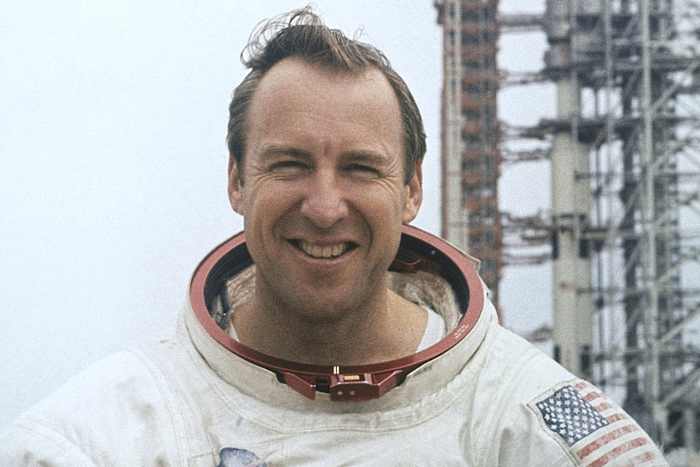 Apollo 13 Moon Mission Leader James Lovell sterft op 97